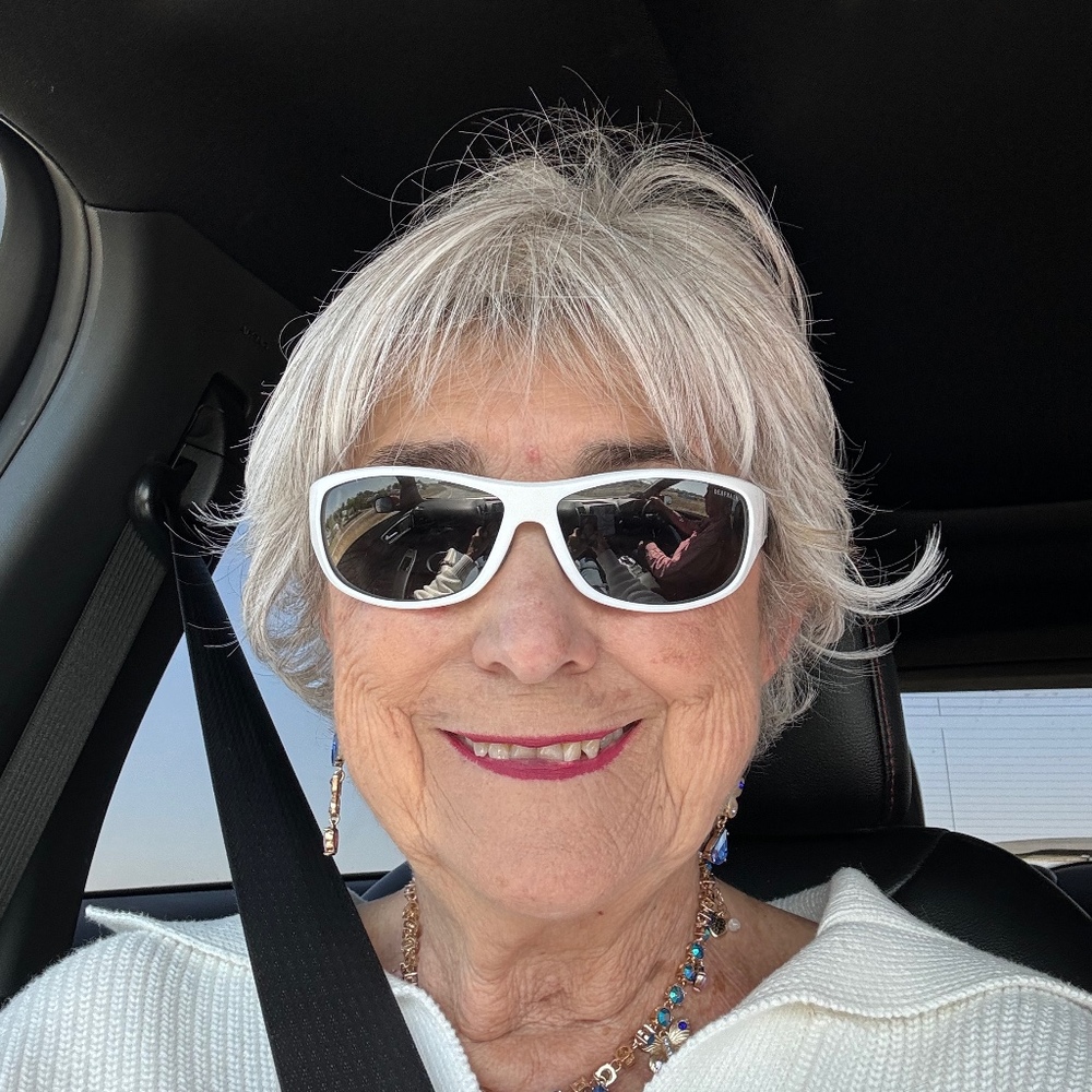 Meet your Posher, Pam